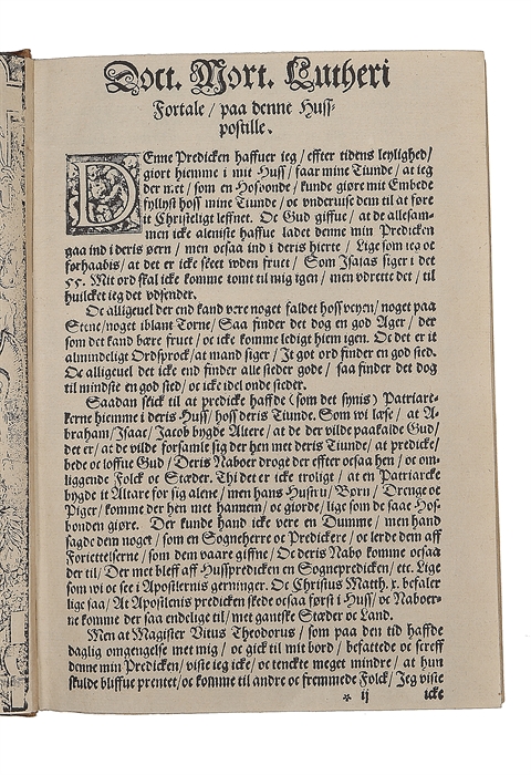 Husspostille Offuer alle Søndagers oc de besynderligste Høytiders Evangelier det gantske Aar igennem, met XIII. Predickener offuer Christi pinis Historie. Fordansket aff Peder Tidemand. (I-III).