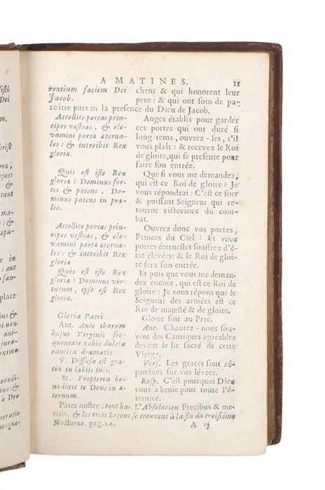 L'Office de la Sainte Vierge, sans renvoy. En Latin & en Francois. Avec Les Vespres du Dimanche, les Hymnes, Proses, & autres Prieres ordinaires de l'Eglise.
