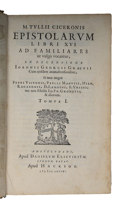 Epistolarum libri XVI ad familiares ut vulgo vocantur, ex recesione Joannis Georgii Graevii. 2 vols.