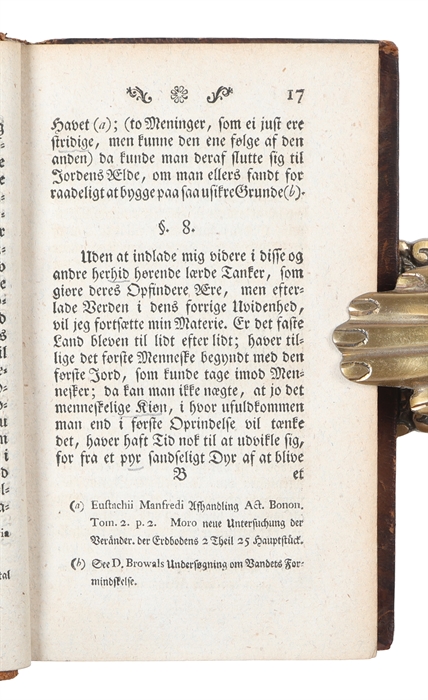 Kort Fortælning af de Vilde Folks fornemmeste Indretninger, Skikke og Meninger, til Oplysning af det menneskeliges Oprindelse og Fremgang i Almindelighed. (Brief Account of the Principal Institutions, Customs and Ideas of the Savage peoples, to Inform...