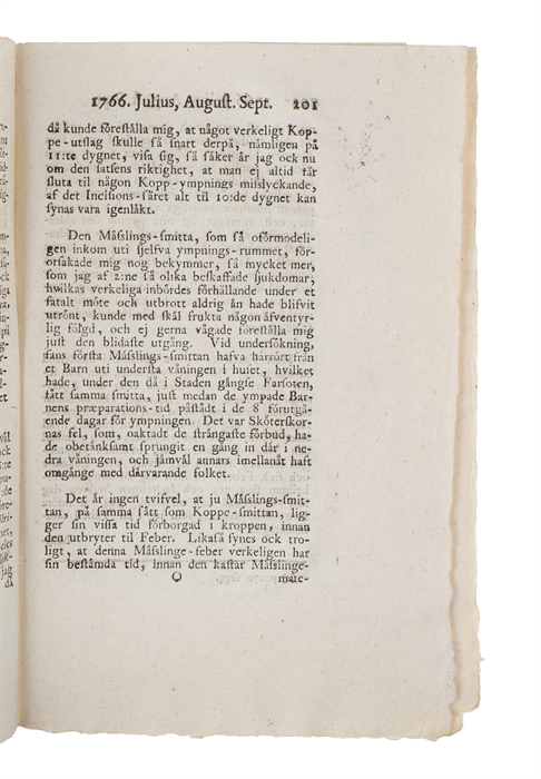 Rön och Anmärkningar om en midt uti en Kopp-ympning inkommen Mässlings-smitta.