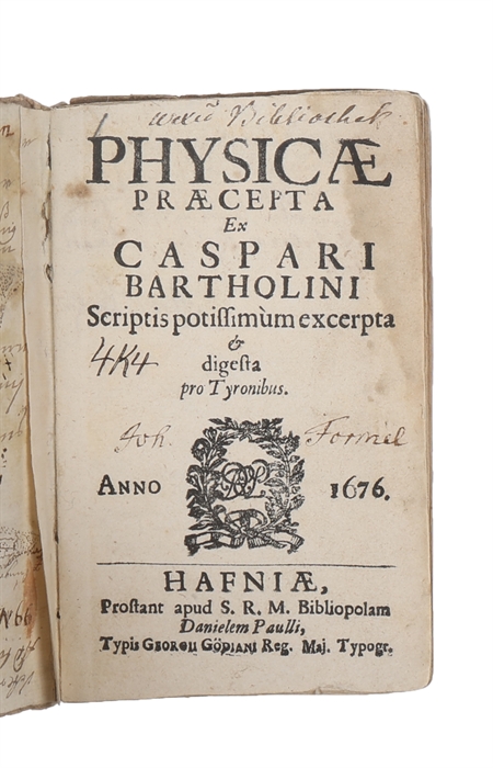 Physicae Praecepta (+) Prima Metaphysicae Rudimenta Pro Tyronibus excerpta & descripta (+) Doctrinae Moralis seu Ethices Praecepta, pro Tyronibus.