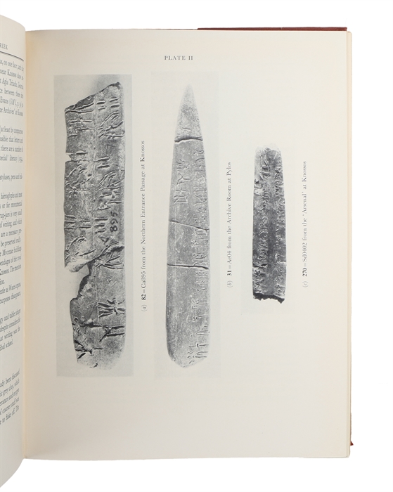 Documents in Mycenaean Greek. Three Hundred Selected Tablets from Knossos, Pylos and Mycenae with Commentary and Vocabulary.