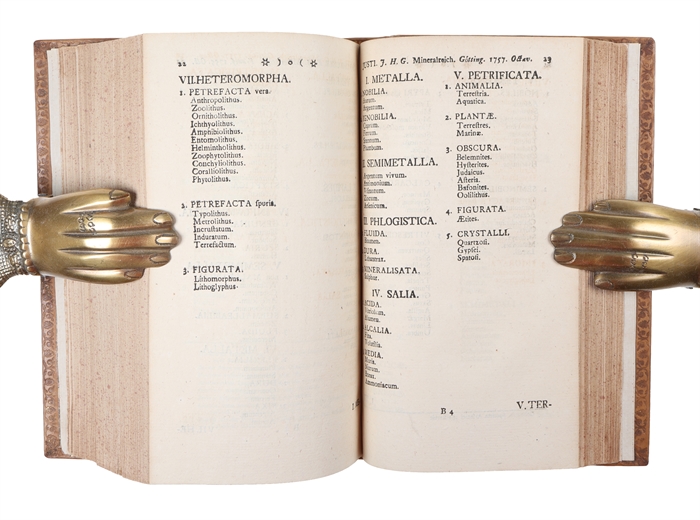 Systema Naturae. Per Regna Tria Naturae, Secundum Classes, Ordines, Genera, Species, Cum Characteribus, Differentiis, Synonymis, Locis. Editio Decima, Reformata. 3 vols.