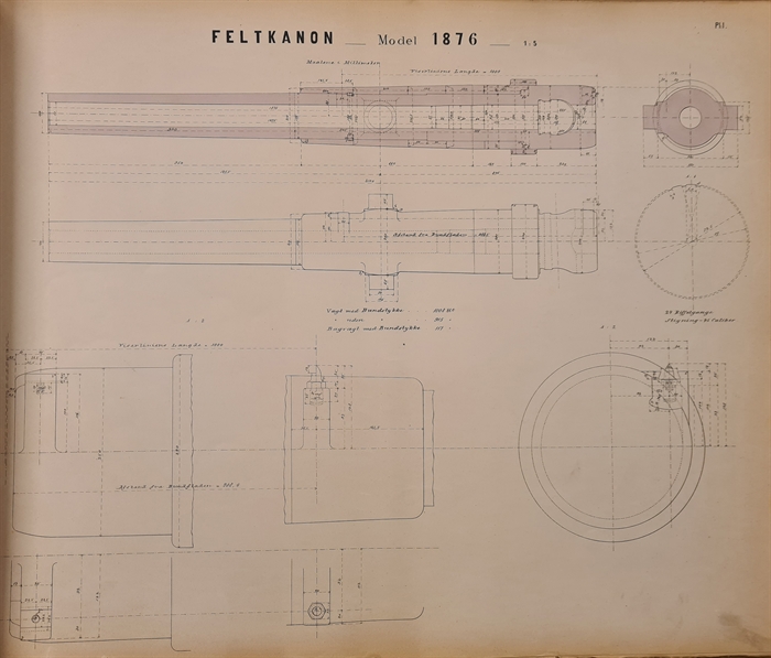 1ste Hefte, Kanonen (+) 2det Hefte, Lavetten (+) 3die Hefte, Forstillingen (+) 4de Hefte, Ammunitionsvognen m. m. (+) 5te Hefte, Udrustningstjeneste. 5 vols.