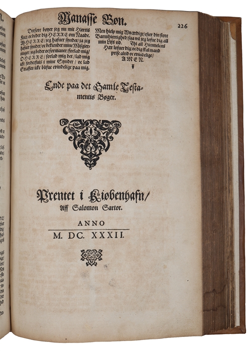 Biblia Det er Den gantske Hellige Scrifft paa Danske igien offuerseet oc Prentet effter vor allernaadigste Herris oc Kongis K. Christian den IV. Befaling. Mett Register/ alle D. Lutheri Fortaler ghans Udledning i Brædden oc Viti Theodori Summarier. Cu...